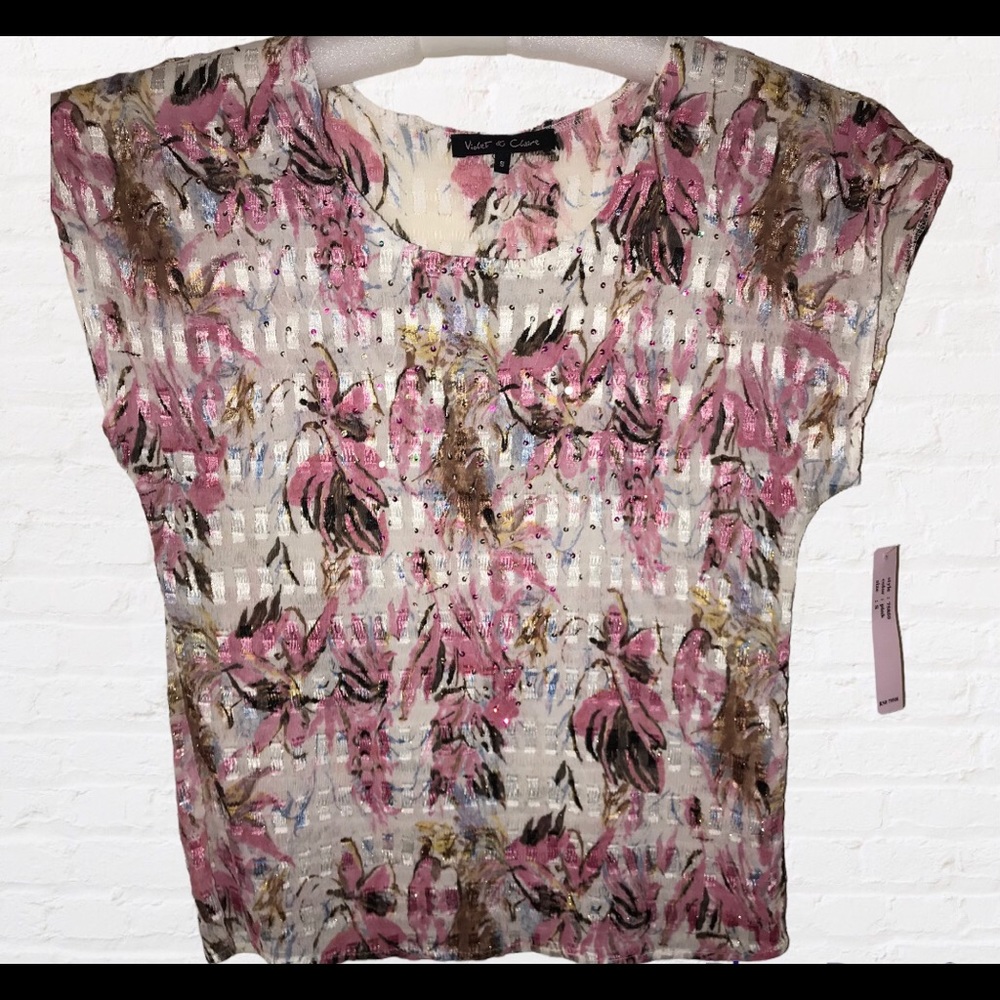 NWT Violet & Claire White Pink & Floral Top w/Metallic Thread & Sequins.…